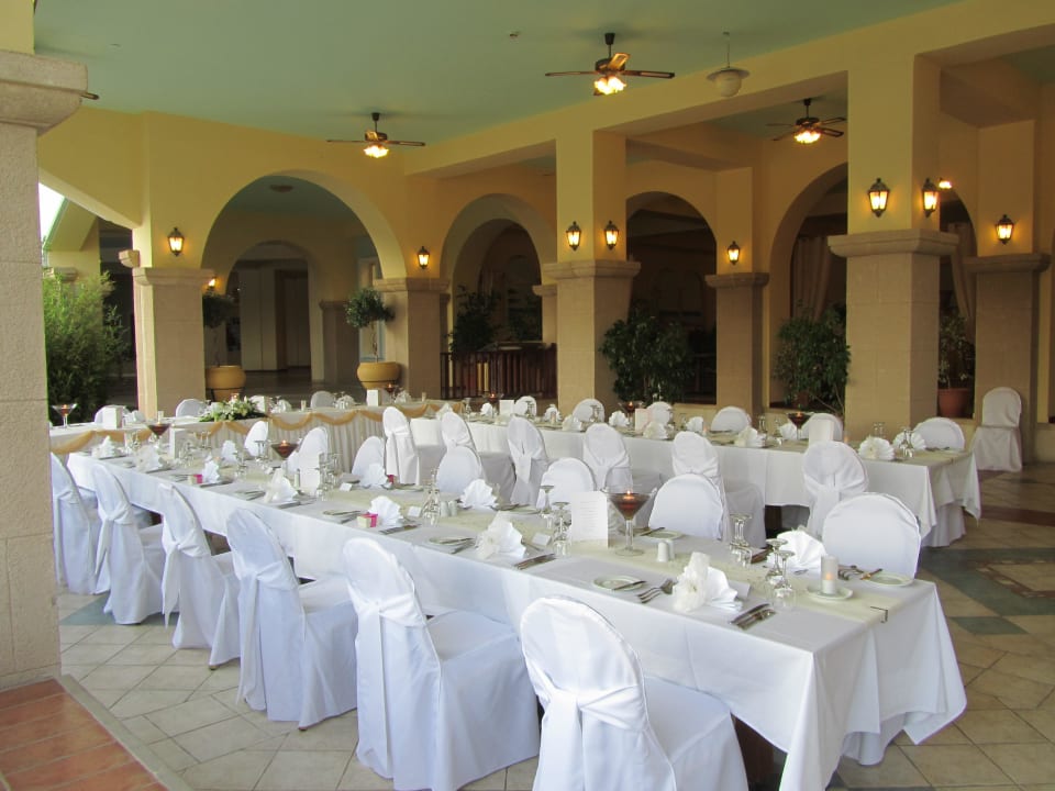 Tischdeko bei Hochzeiten im Hotel Lindos Princess Beach Resort & Spa