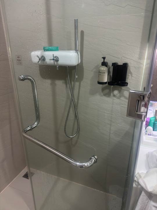 Zimmer Hotel Pattaya Discovery Beach