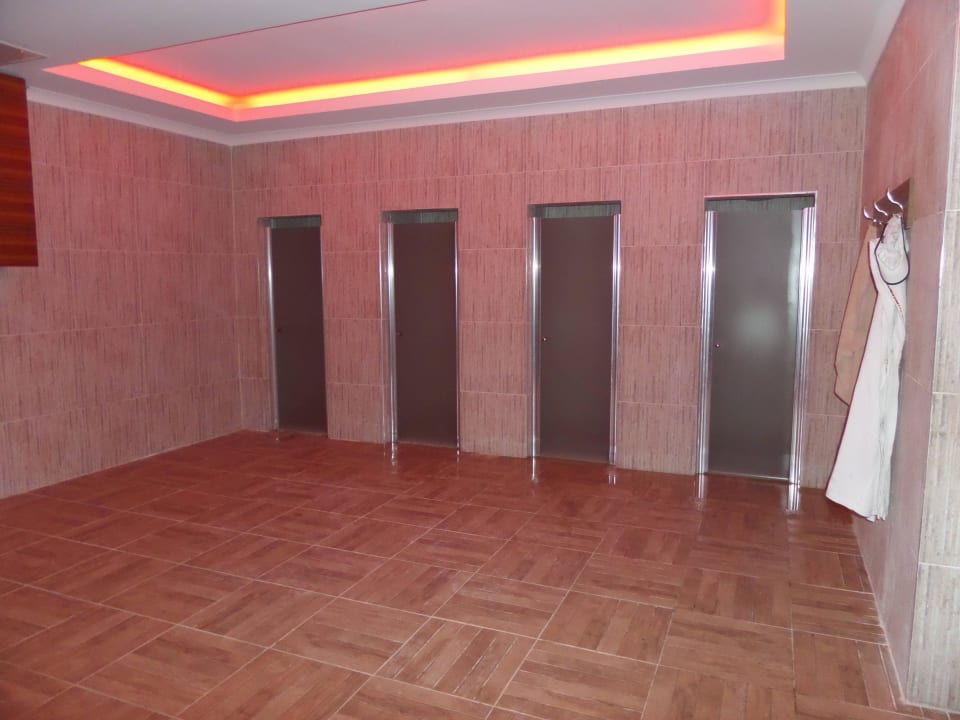 Duschen im SPA Bereich Mary Hotel Side
