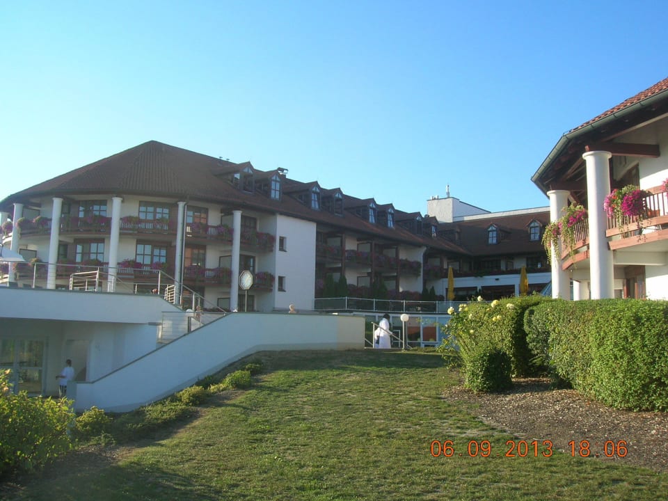 Zugang zur Poolanlage Hotel Fürstenhof Bad Griesbach