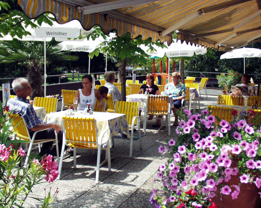 Schöne Sonnenterrasse Hotel Nussbaumhof