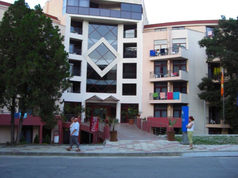 Eingang Odessos Park Hotel