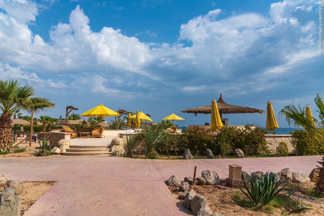 Gartenanlage Lotus Bay Beach Resort