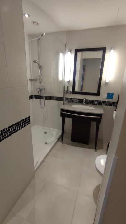 Zimmer Hampton by Hilton Berlin City West