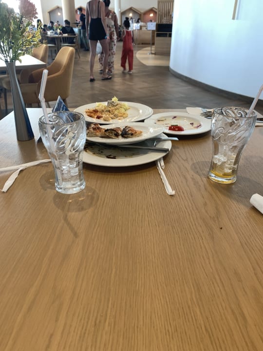 Gastro Hampton by Hilton Marjan Island