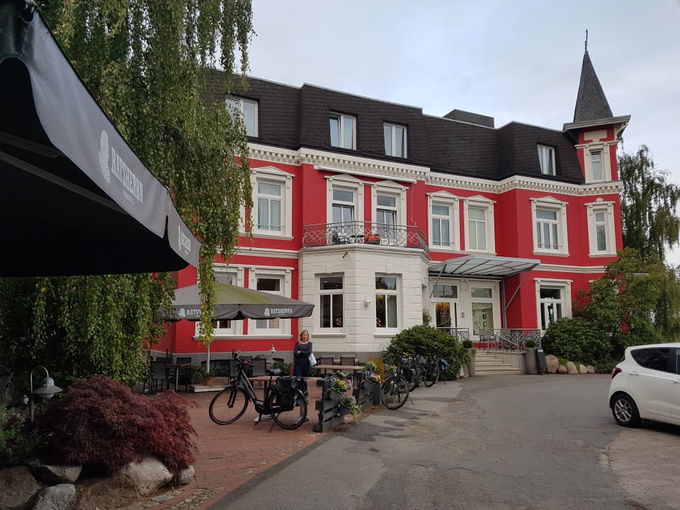 Außenansicht Peters Das Genusshotel in der Wingst
