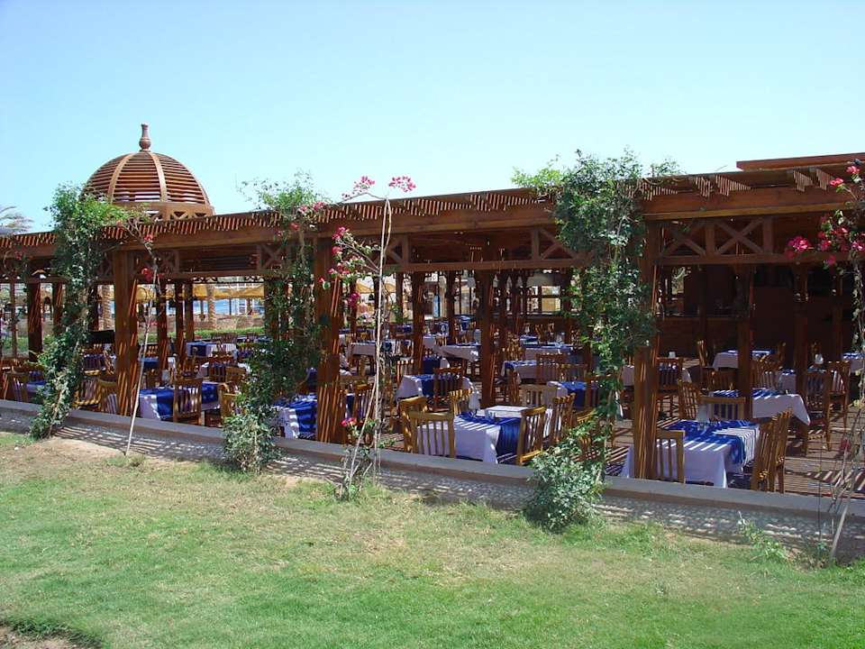 All Around The World Restaurant SUNRISE Royal Makadi Resort