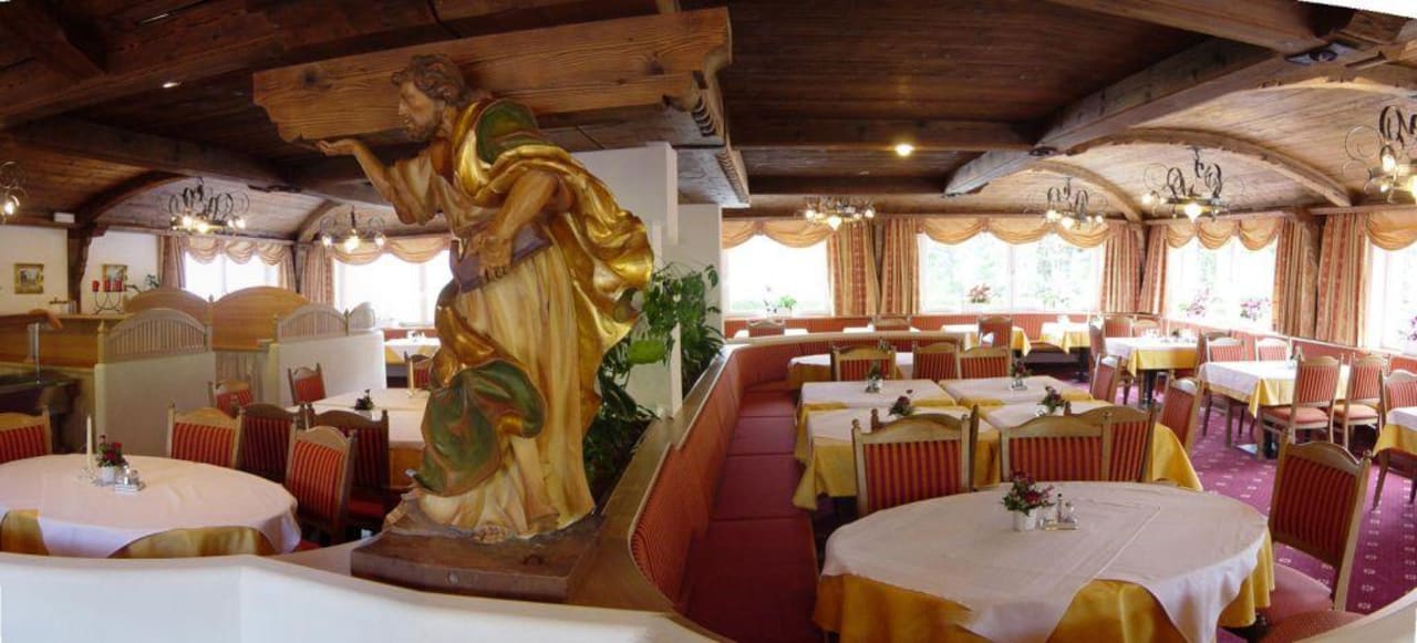 Der Speisesaal Biohotel Steineggerhof