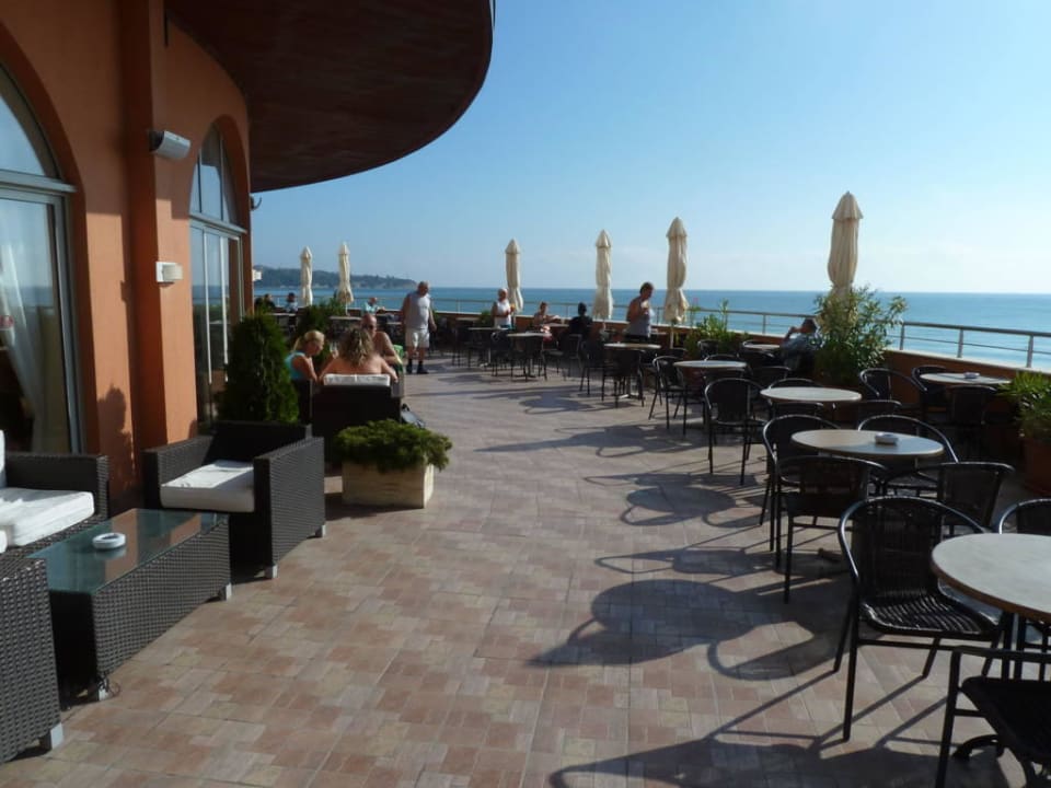 Außenbereich der Lobbybar Sol Luna Bay