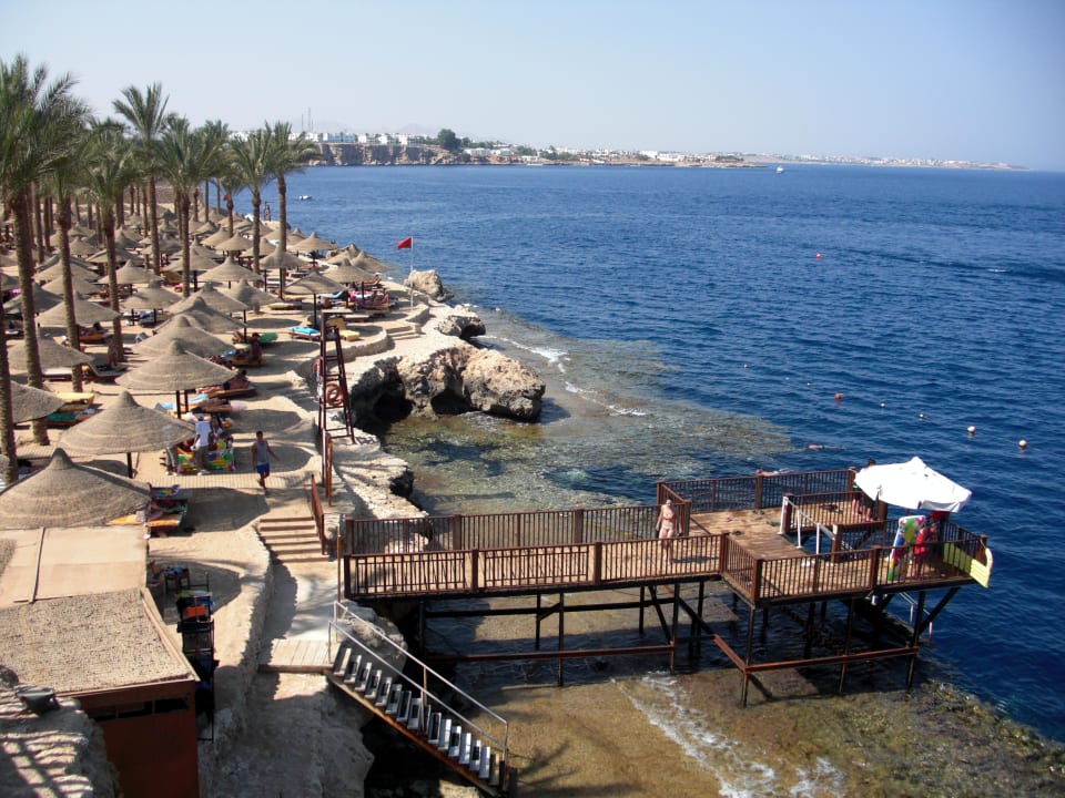 Zugang über Steg am Strand The Grand Hotel Sharm El Sheikh
