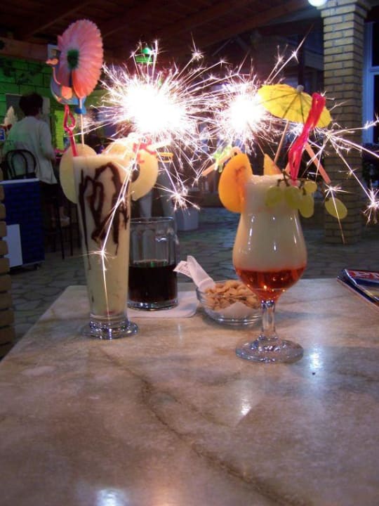 Cocktails Hotel Angela Beach