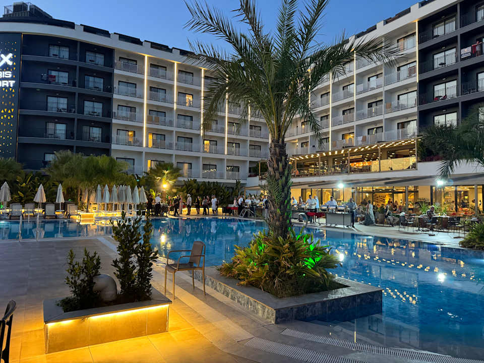 Pool VOX MARIS RESORT