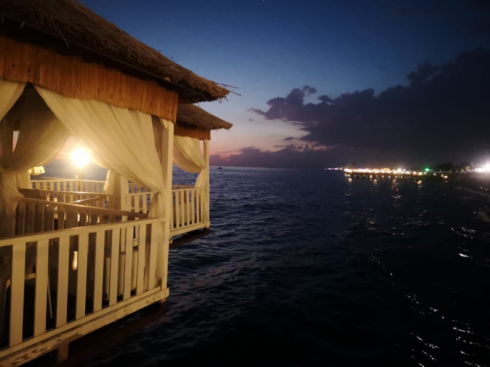 Strand Aria Resort & Spa