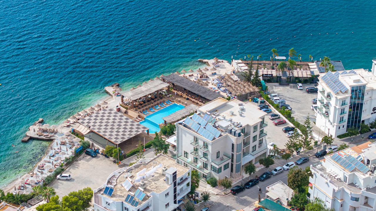 Außenansicht Grand Hotel Saranda