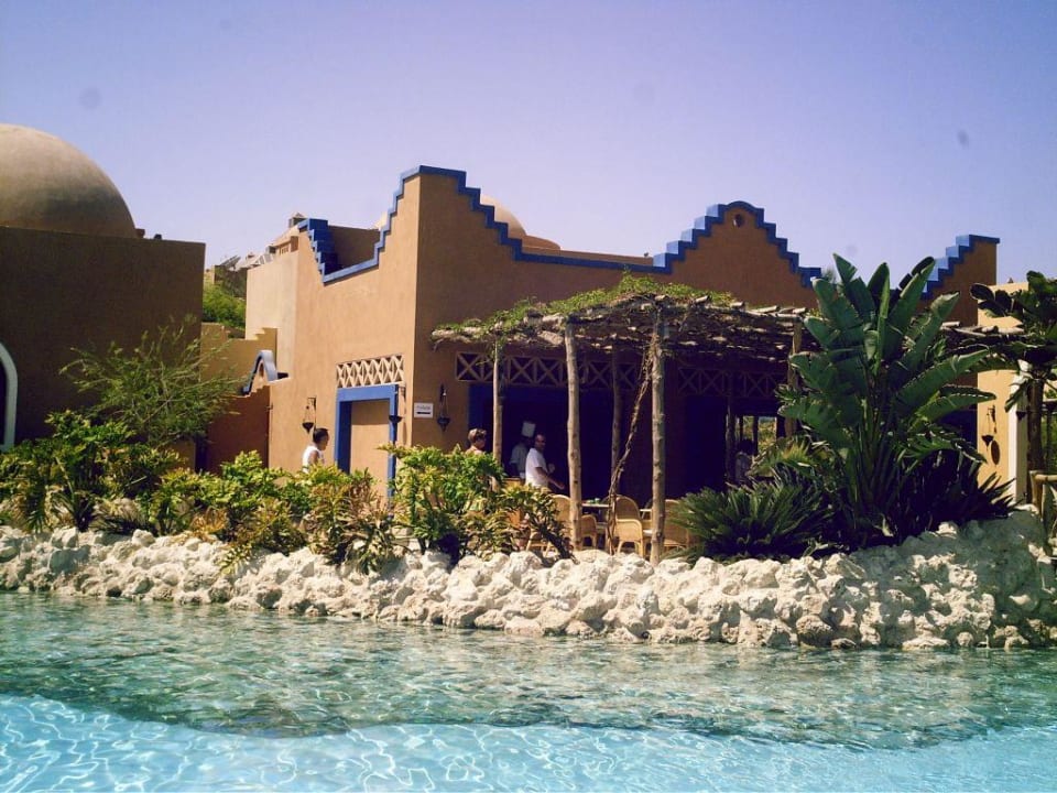 Island-Pool-Restaurant Grand Makadi