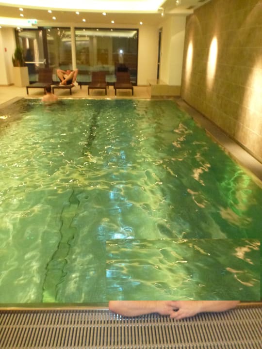 Winter 2012 Schwimmbad Hotel Lukas