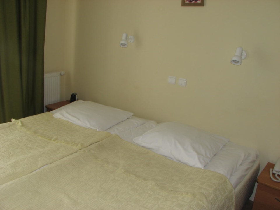 Pokój z tarasem od jeziora. Hotel Solar Palace Spa & Wellness