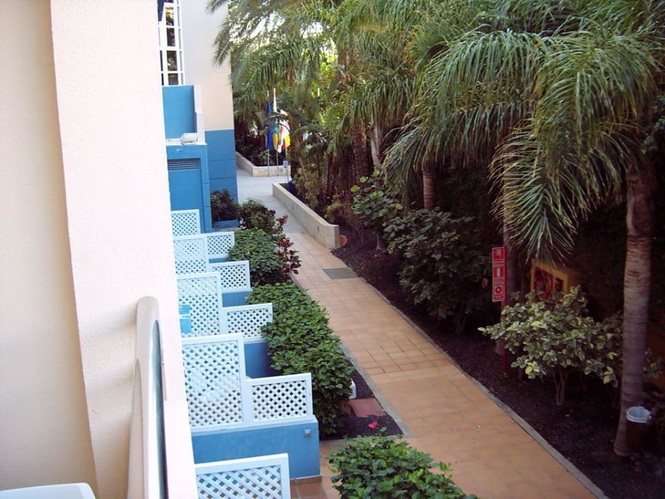 Vom Balkon aus (vorne) IFA Altamarena by Lopesan Hotels