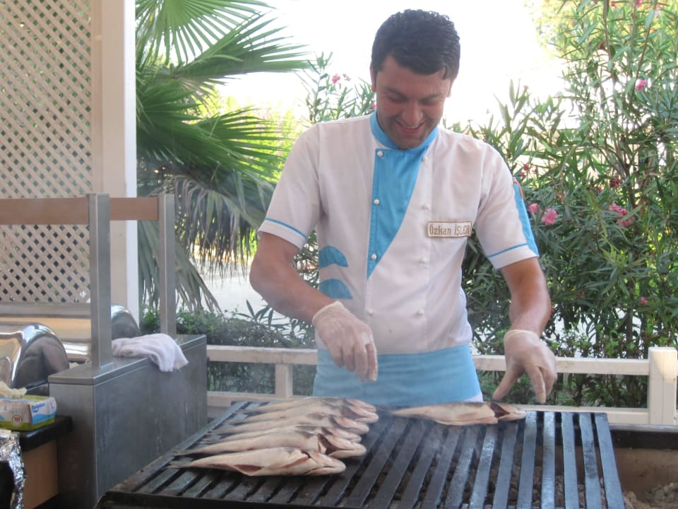 Chefkoch von der Strandbar. Sehr nett und freundlich Club Sidelya Hotel