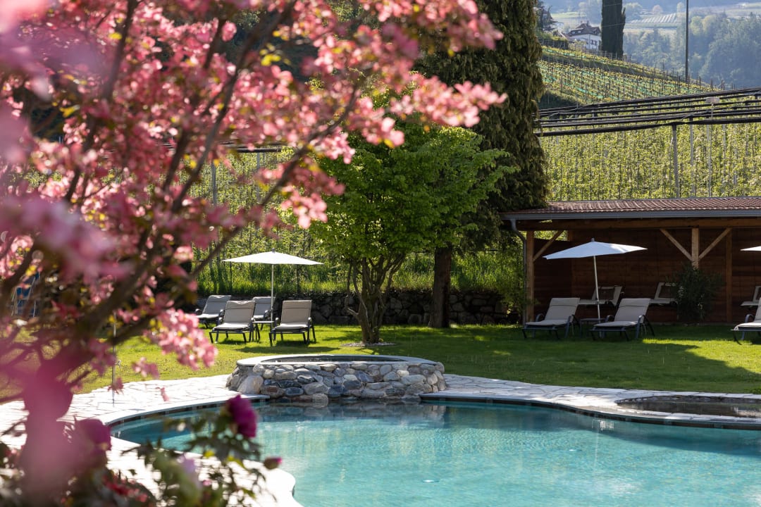 Pool Hotel Burggräflerhof