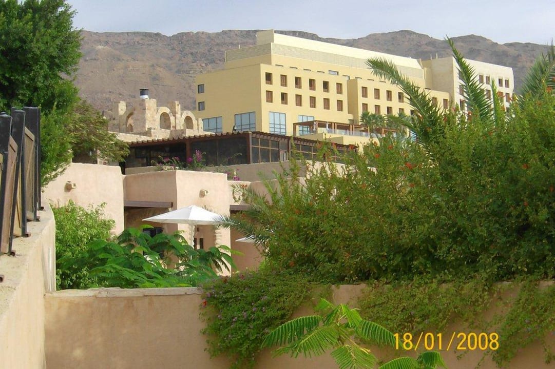 Modernes Bauwerk Hotel Kempinski Mövenpick Resort & Spa Dead Sea