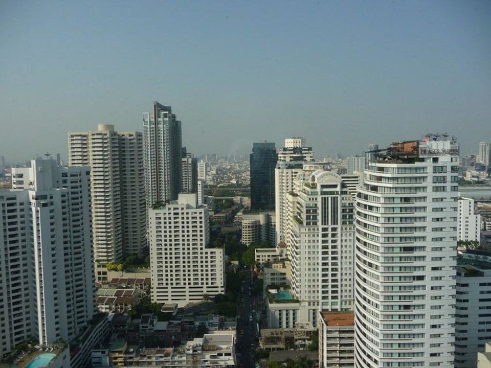 Ausblick aus dem Zimmer. 30.OG Aloft Bangkok Sukhumvit 11