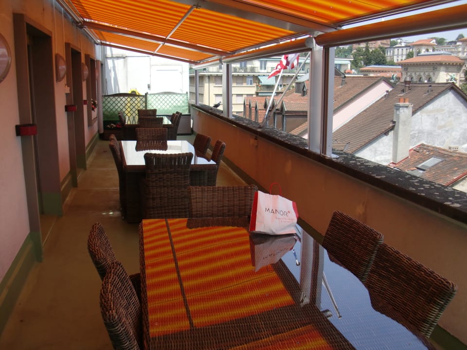 Terraza comedor Hôtel Crystal