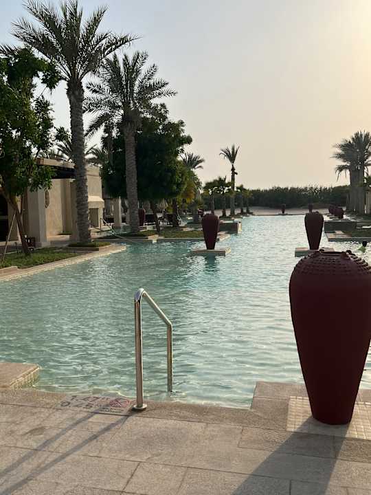 Pool Al Wathba, a Luxury Collection Desert Resort & Spa, Abu Dhabi