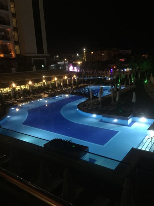 Pool Luna Blanca Resort & Spa