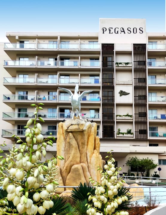 Außenansicht Pegasos Deluxe Beach Hotel