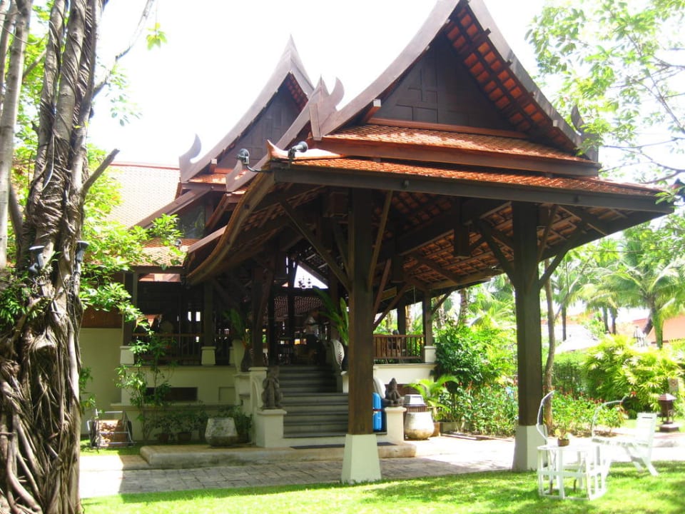 Blick auf Rezeption des Bhandari Khaolak Oriental Resort - Adults only
