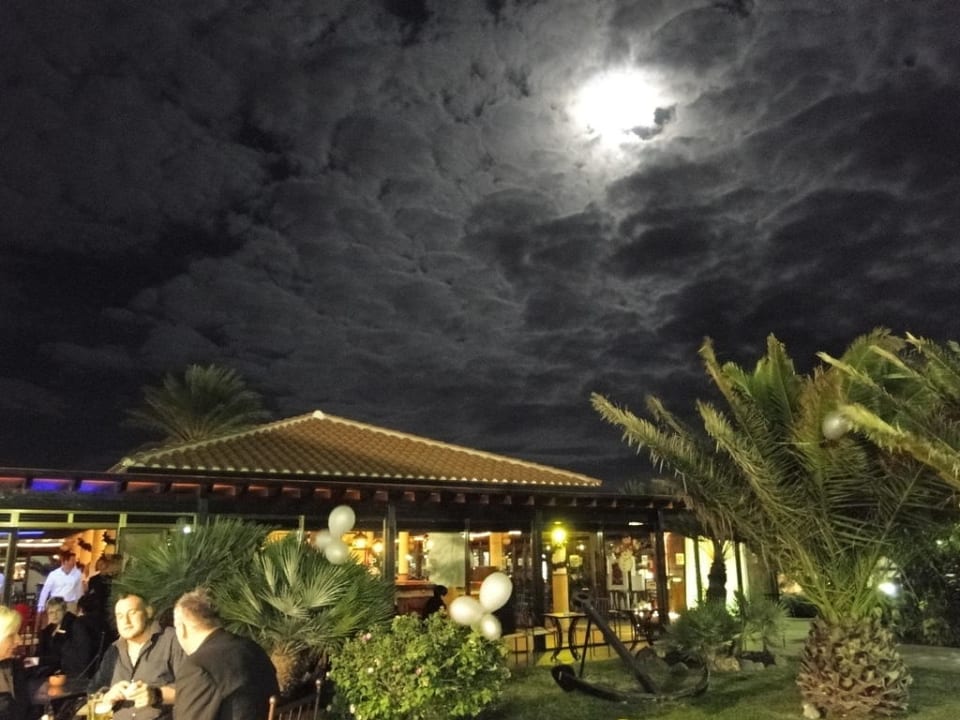 Die Plaza bei Nacht TUI MAGIC LIFE Fuerteventura