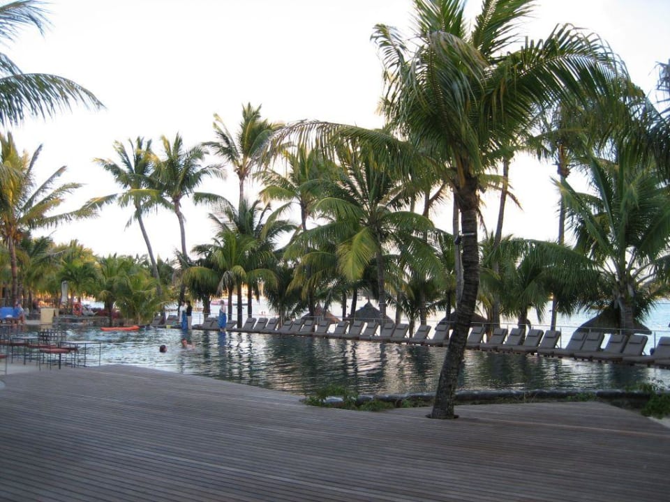 Hotel-Pool Mauricia Beachcomber Resort & Spa