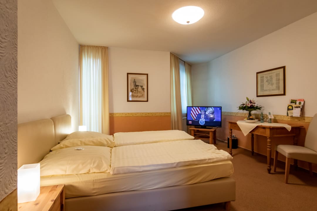 Zimmer Hotel Goldflair am Rathaus