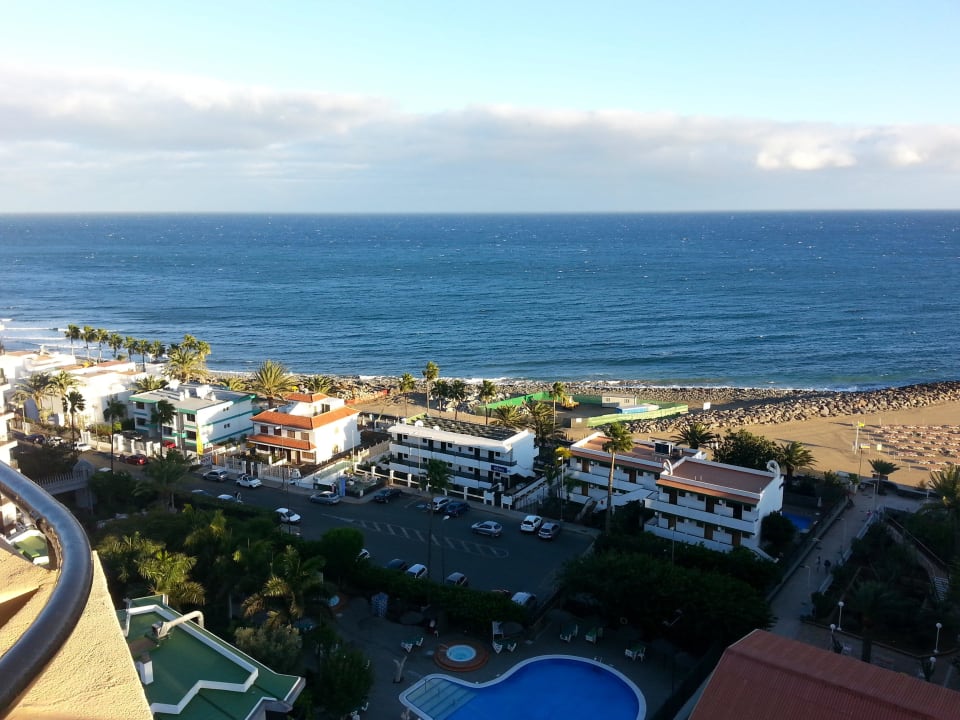 Abendstimmung vom schönen Balkon allsun Hotel Lucana