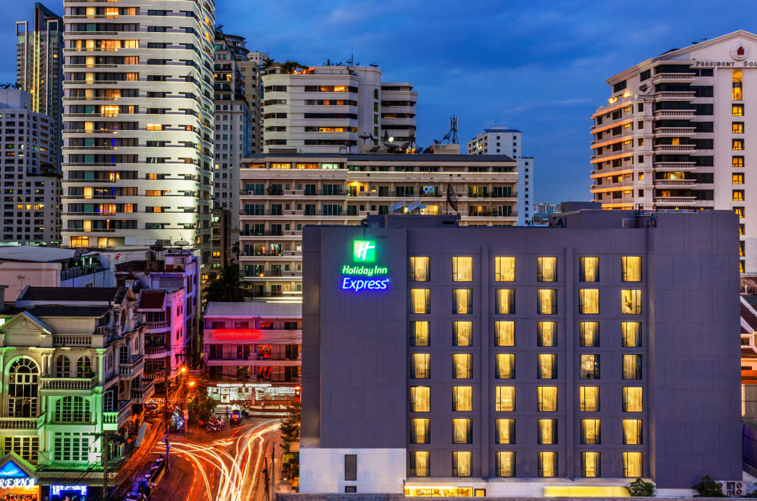 Außenansicht Holiday Inn Express Bangkok Sukhumvit 11