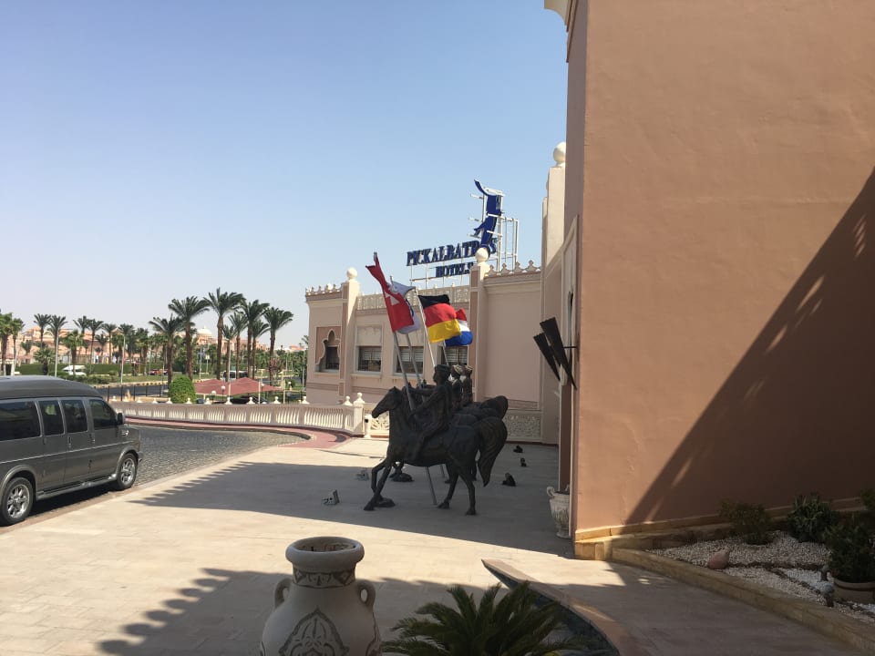 Außenansicht Pickalbatros Palace Resort