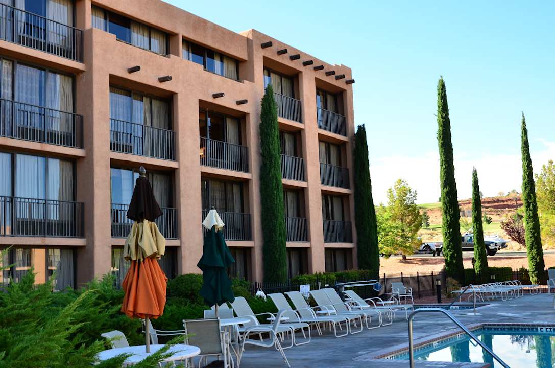 Courtyard Lake Powell Courtyard Page at Lake Powell