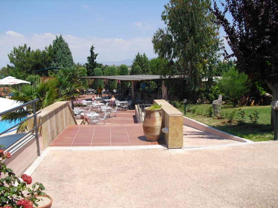 Poolbar Pomegranate Wellness Spa Hotel