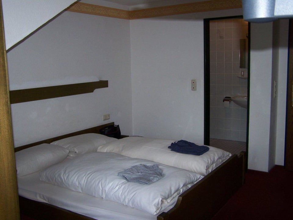 Zimmer 65: Wohnraum Hotel Ellenzer Goldbäumchen