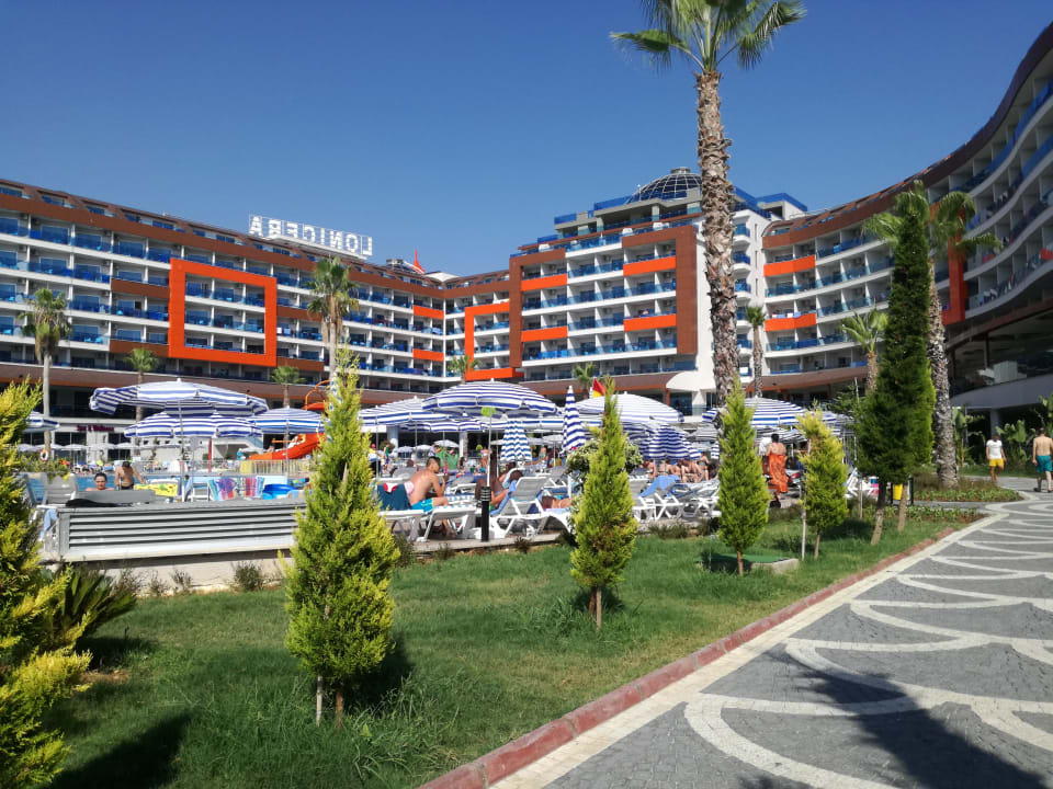 Außenansicht Lonicera Resort & Spa Hotel