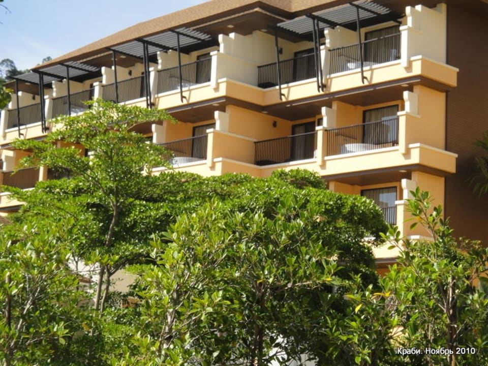 Основной корпус Avani Ao Nang Cliff Krabi Resort