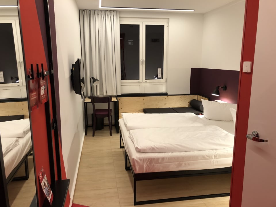 Zimmer MEININGER Hotel Leipzig Hauptbahnhof