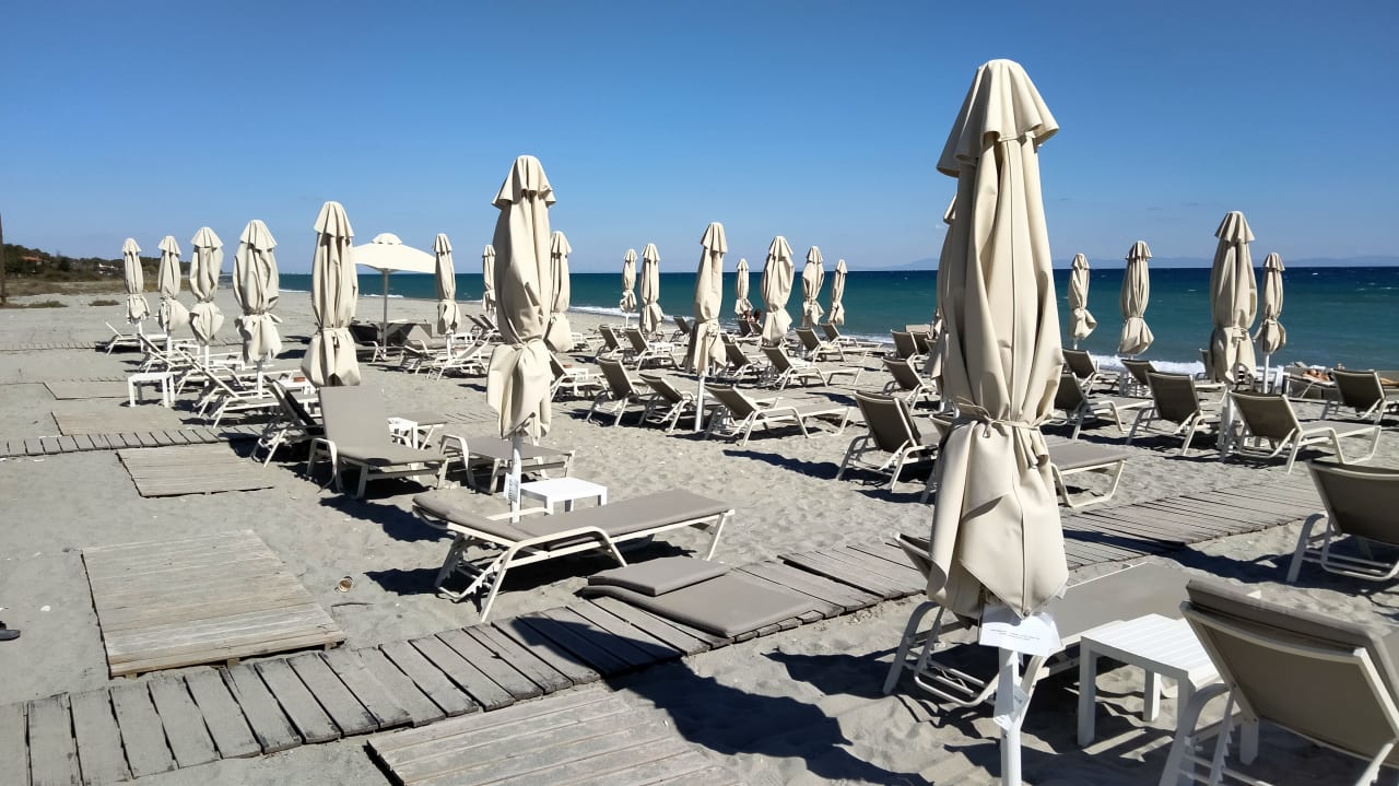 Strand Olympian Bay Grand Resort