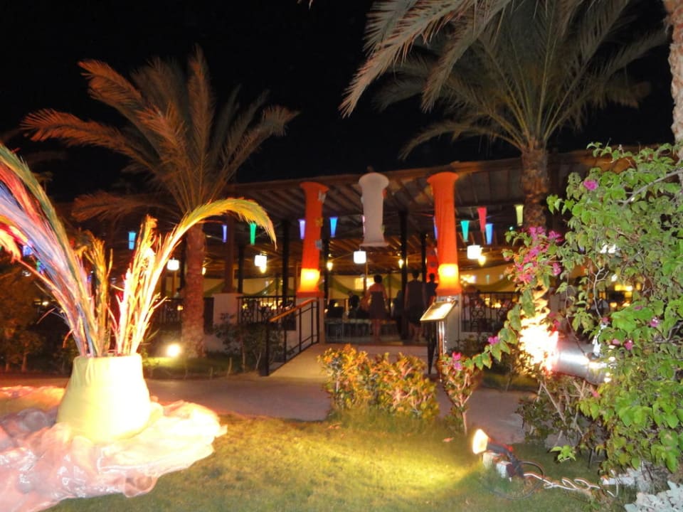 Dekoration des Hauptrestaurants TUI MAGIC LIFE Kalawy