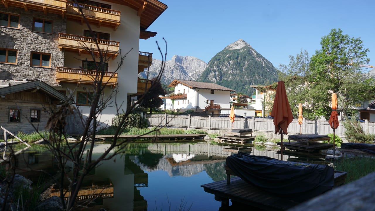 Pool Verwöhnhotel Kristall