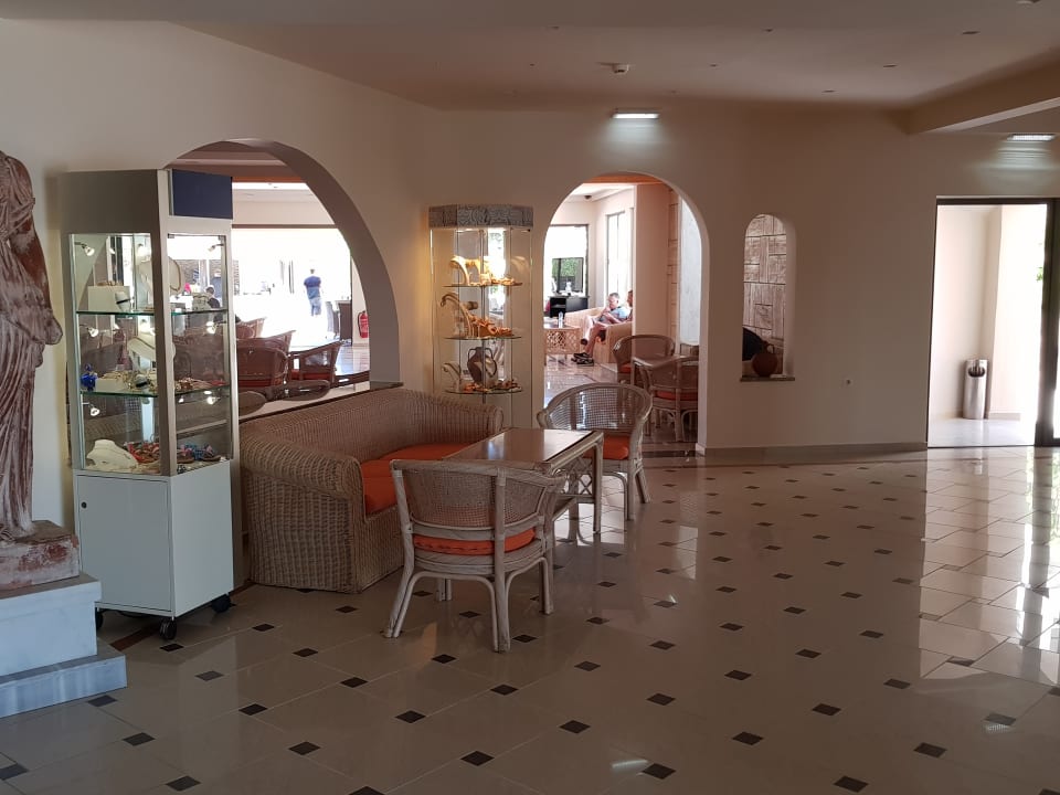 Lobby Apollon Hotel