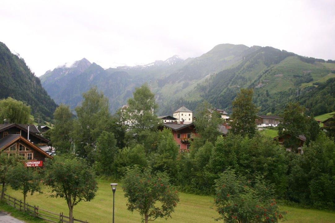 Blick vom Zimmer Auhof Wirtshaus & Suiten