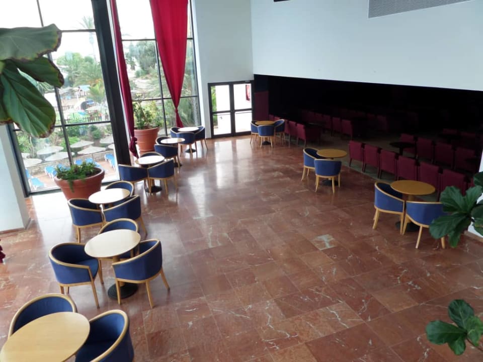 Teatr SBH Club Paraiso Playa