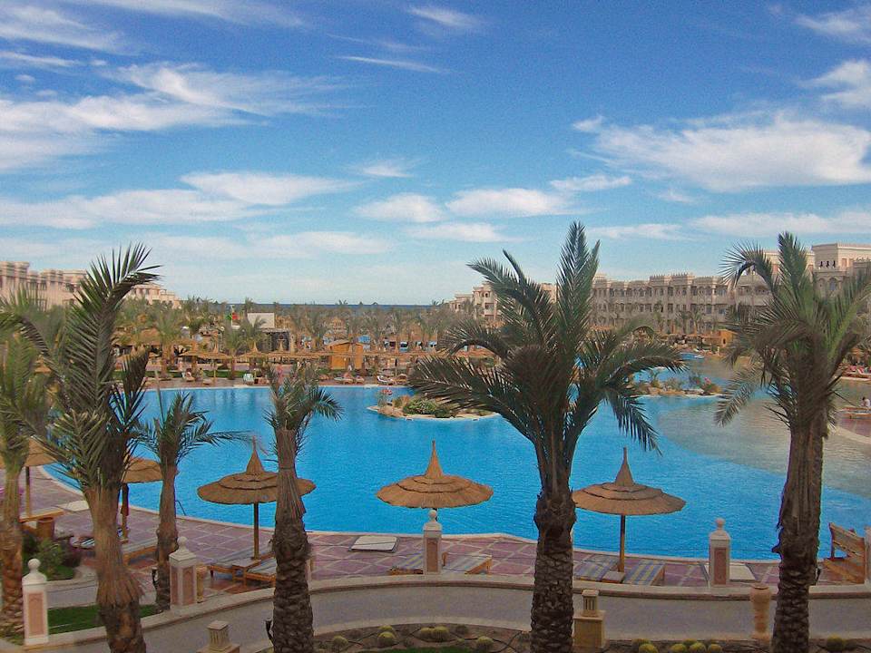 Die wunder schöne Poolanlage Pickalbatros Palace Resort